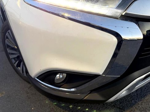 Used 2020 Mitsubishi Outlander SEL image 39