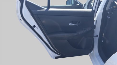 Used 2022 Nissan Sentra SV image 29