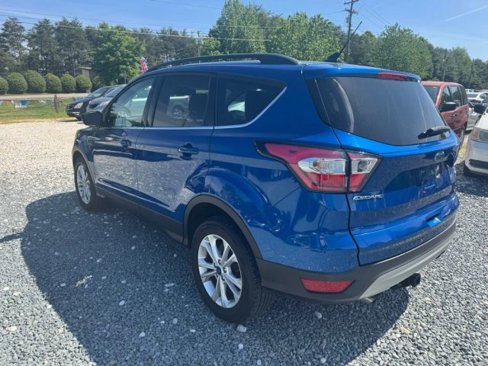 Used 2018 Ford Escape SE w/ Ford Safe & Smart Package image 5