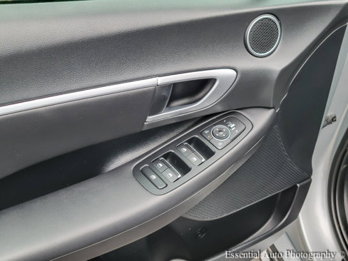 Used 2024 Hyundai Sonata SEL image 15