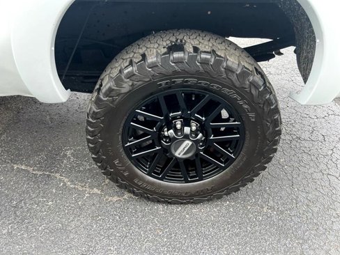 Used 2015 Ford F250 XL w/ Power Equipment Group image 20