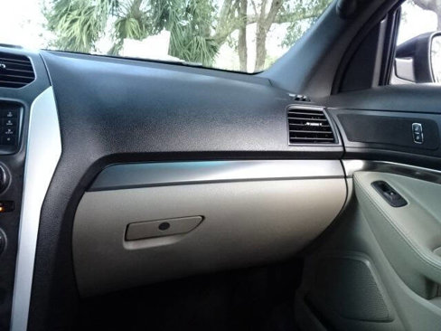 Used 2015 Ford Explorer FWD image 42