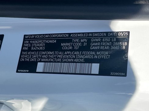 New 2026 Volvo XC90 B6 Plus w/ Protection Package Premier image 36