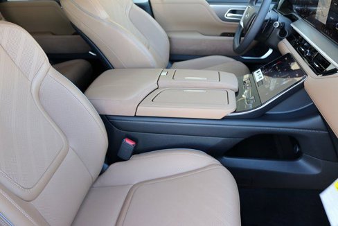 New 2025 INFINITI QX80 Luxe image 24
