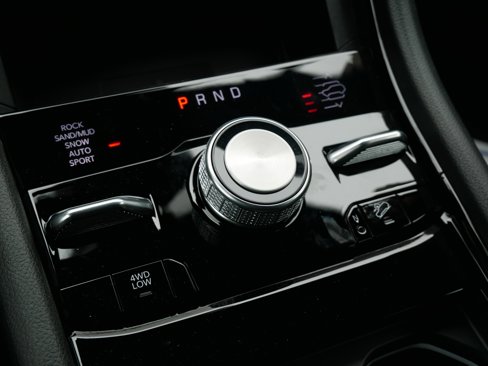 New 2025 Jeep Grand Cherokee Overland w/ Adv Protech Group III image 16