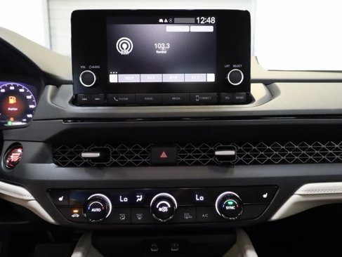 Certified 2024 Honda Accord EX image 24