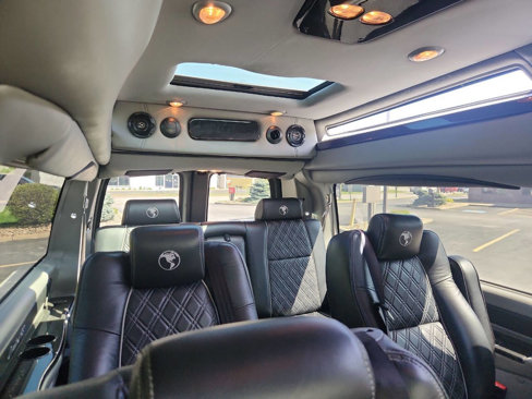 Used 2019 Chevrolet Express 2500 Extended w/ Enhanced Convenience Package image 40