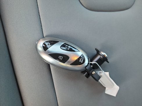 Certified 2024 Hyundai Elantra SEL image 38