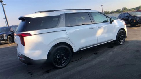 New 2026 Kia Carnival SX Prestige image 3