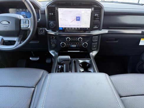 New 2025 Ford F150 Lariat image 7