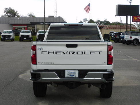 Used 2023 Chevrolet Silverado 2500 LT w/ Convenience Package image 6