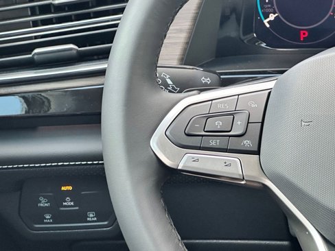 New 2026 Volkswagen Atlas SEL Premium R-Line image 16