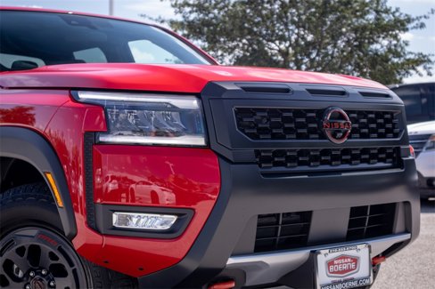 New 2026 Nissan Frontier PRO-4X image 3