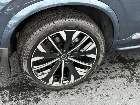 New 2026 Volvo XC90 B6 Ultra image 4