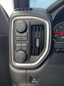 Used 2021 Chevrolet Silverado 2500 High Country w/ Technology Package image 12