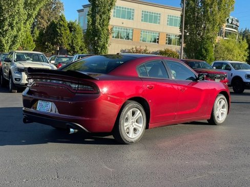 Used 2020 Dodge Charger SXT image 3