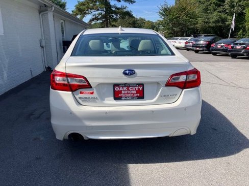 Used 2017 Subaru Legacy 2.5i Limited image 6