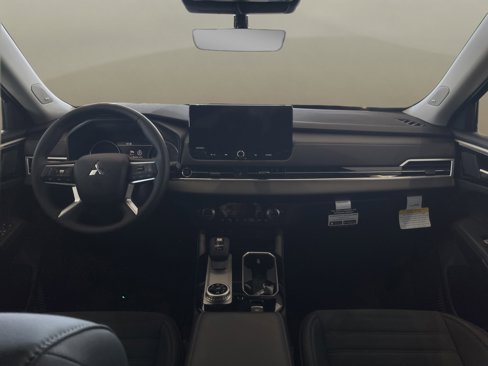 New 2025 Mitsubishi Outlander Trail Edition image 11