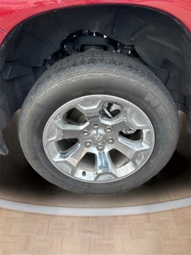 Used 2024 RAM 1500 Big Horn image 32
