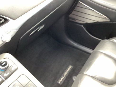 Used 2022 Hyundai Palisade Calligraphy image 38