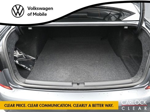 Used 2021 Volkswagen Passat 2.0T SE image 14