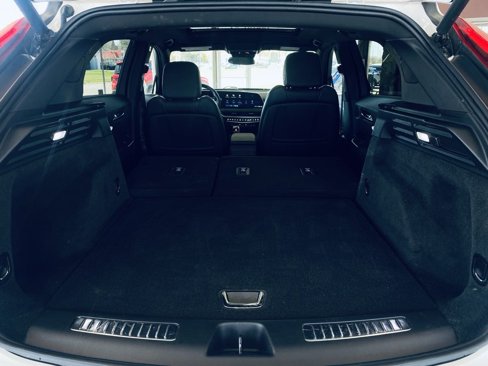 Used 2024 Cadillac XT4 Premium Luxury image 29