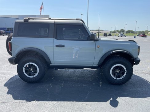 New 2024 Ford Bronco Badlands w/ Sasquatch Package image 12