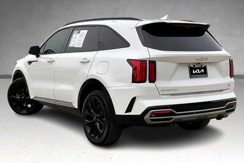 Used 2023 Kia Sorento SX image 4