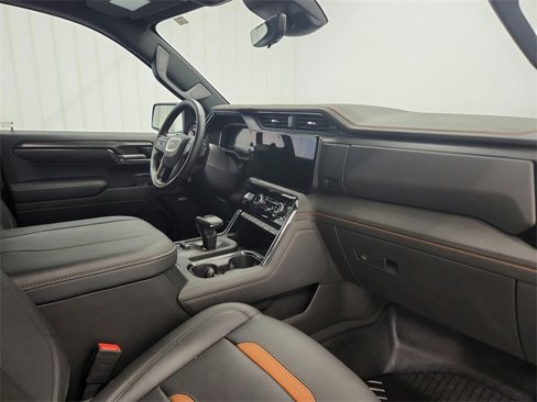 Used 2024 GMC Sierra 1500 AT4 w/ Technology Package image 35
