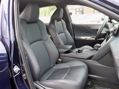 Used 2024 Toyota Venza XLE image 27