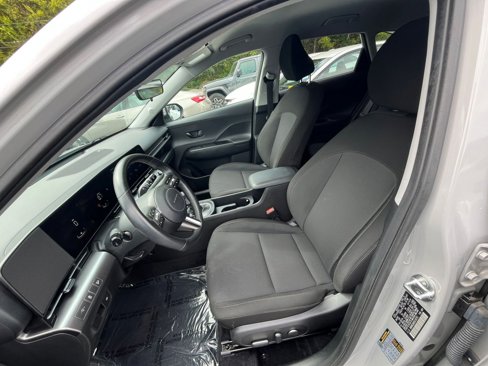 Used 2025 Hyundai Kona SEL image 23
