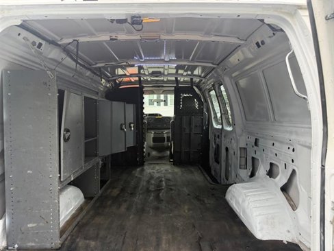 Used 2014 Ford E-350 and Econoline 350 Super Duty image 12