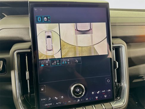 Used 2025 GMC Yukon XL Denali image 57