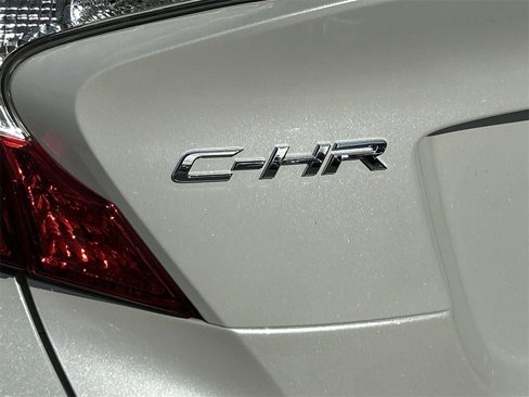 Used 2022 Toyota C-HR Limited image 28