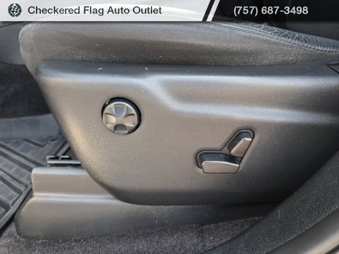 Used 2018 Jeep Grand Cherokee Limited w/ Luxury Group II image 19