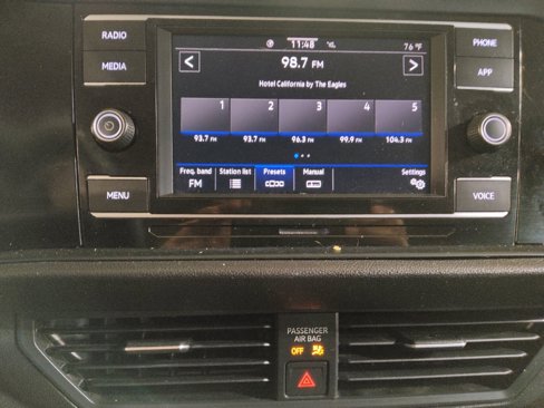 Used 2023 Volkswagen Jetta SE image 25