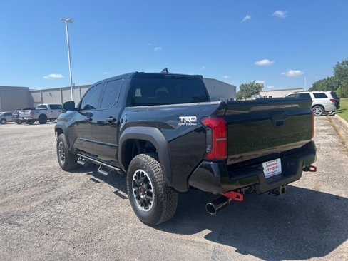 New 2025 Toyota Tacoma TRD Off-Road image 8