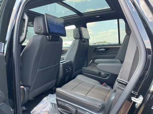 New 2026 Chevrolet Tahoe High Country image 10
