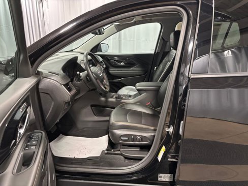 Certified 2024 GMC Terrain AT4 w/ Infotainment Package II image 11