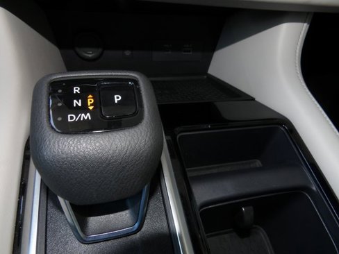 Certified 2024 Nissan Pathfinder SL image 34