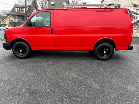 Used 2015 Chevrolet Express 2500 image 7