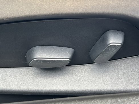 Used 2021 Chevrolet Corvette Stingray Convertible w/ Battery Protection Package image 18