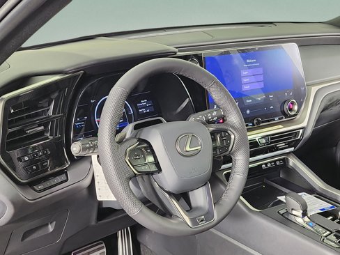 New 2026 Lexus TX 500h AWD image 10