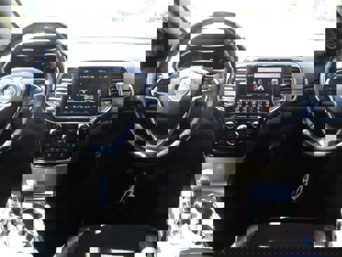 Used 2022 Jeep Grand Cherokee Laredo X image 15