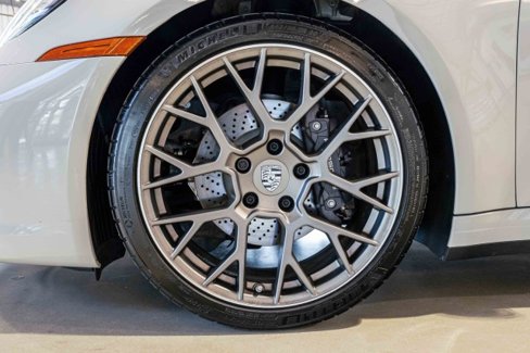 Used 2024 Porsche 911 Carrera image 30