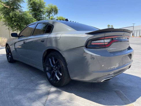 Used 2019 Dodge Charger SXT image 4