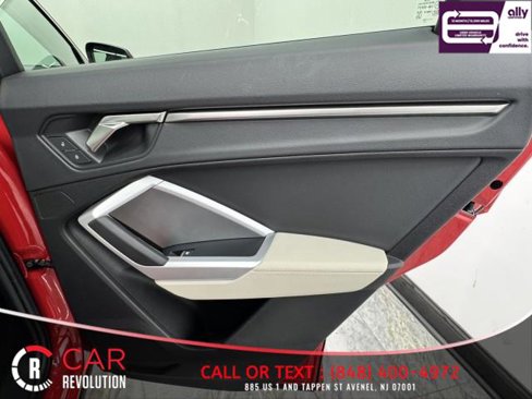 Used 2024 Audi Q3 2.0T Premium image 50