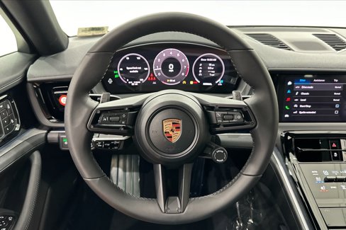 New 2024 Porsche Panamera 4 image 39