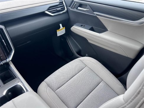 New 2026 GMC Acadia Elevation image 20
