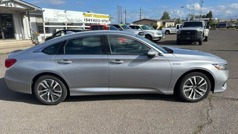 Used 2021 Honda Accord Hybrid image 3